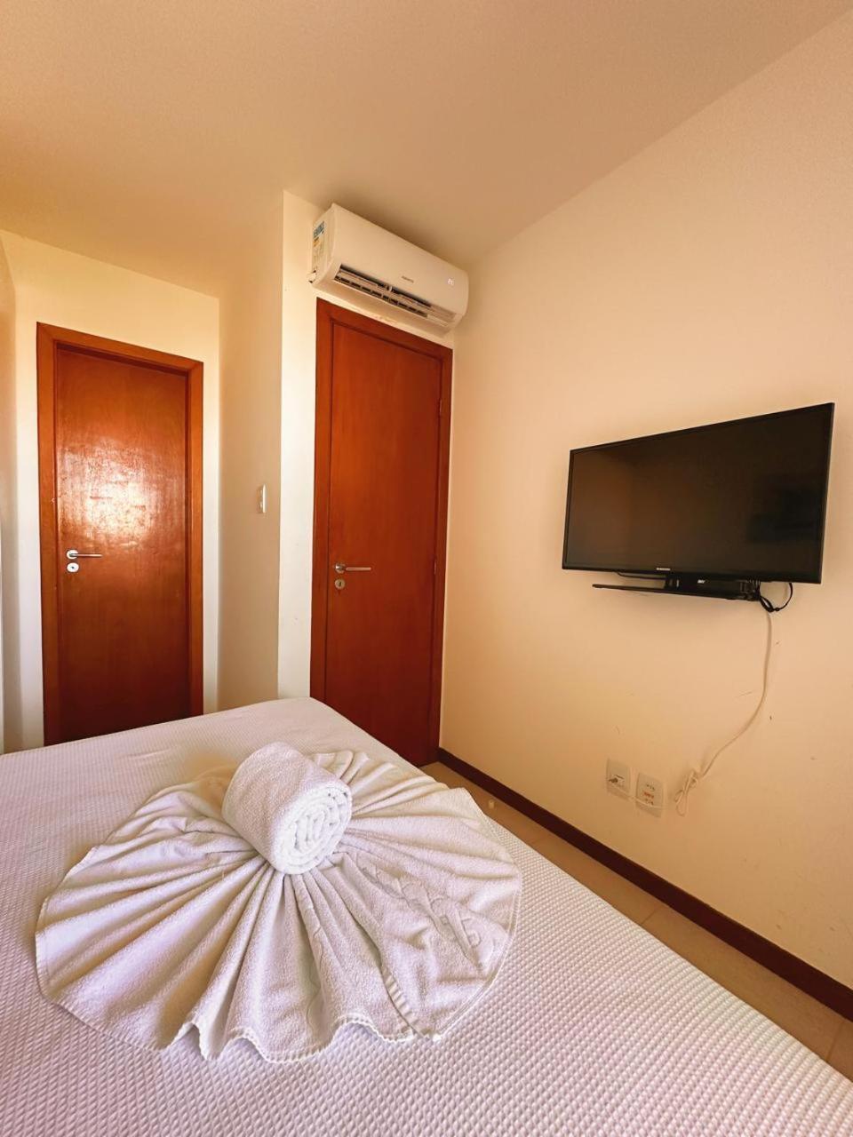 Apartamento Amplo De Frente O Mar Em