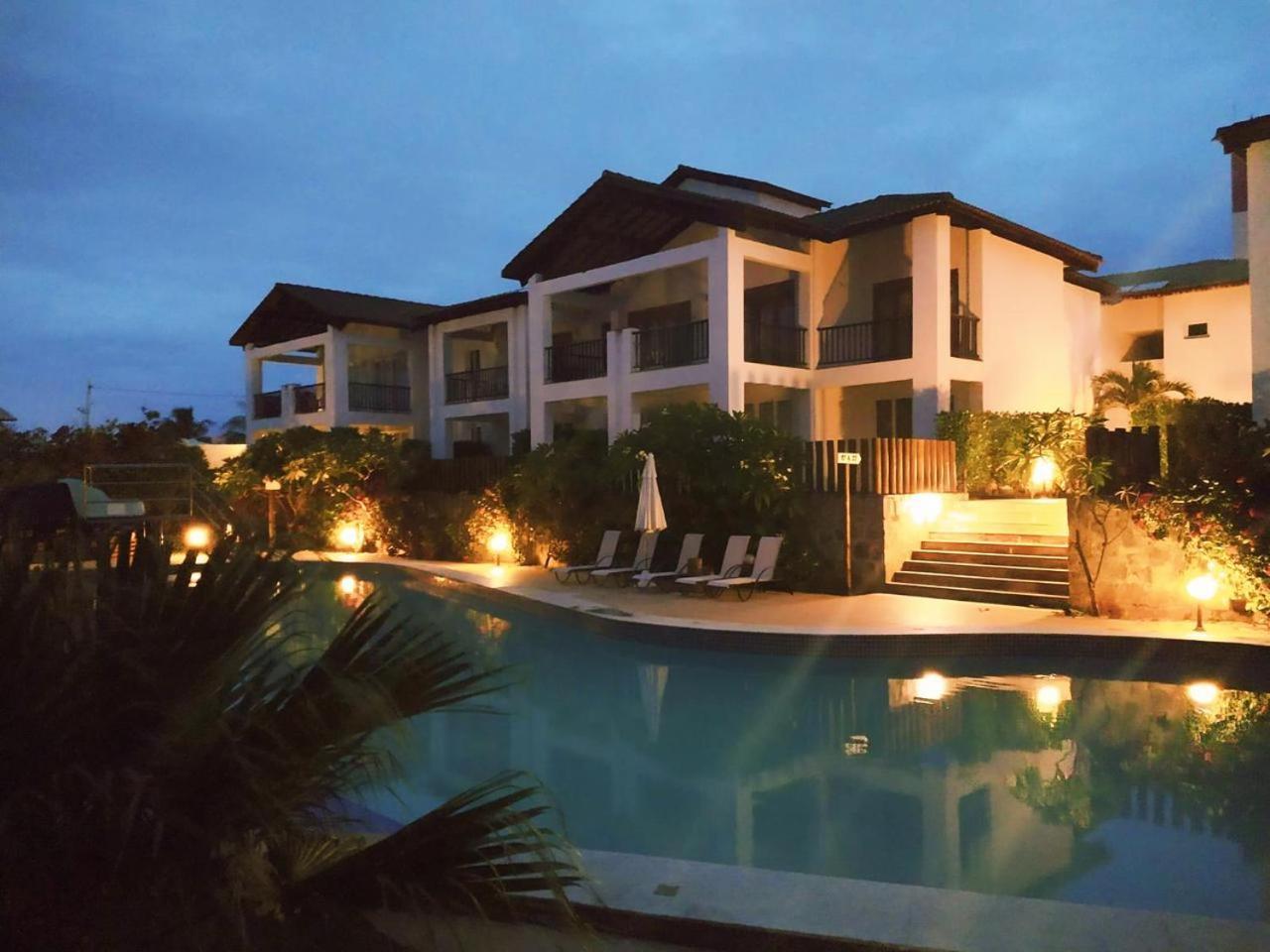 Apartamento Amplo De Frente O Mar Em Entre Rios (Bahia)
