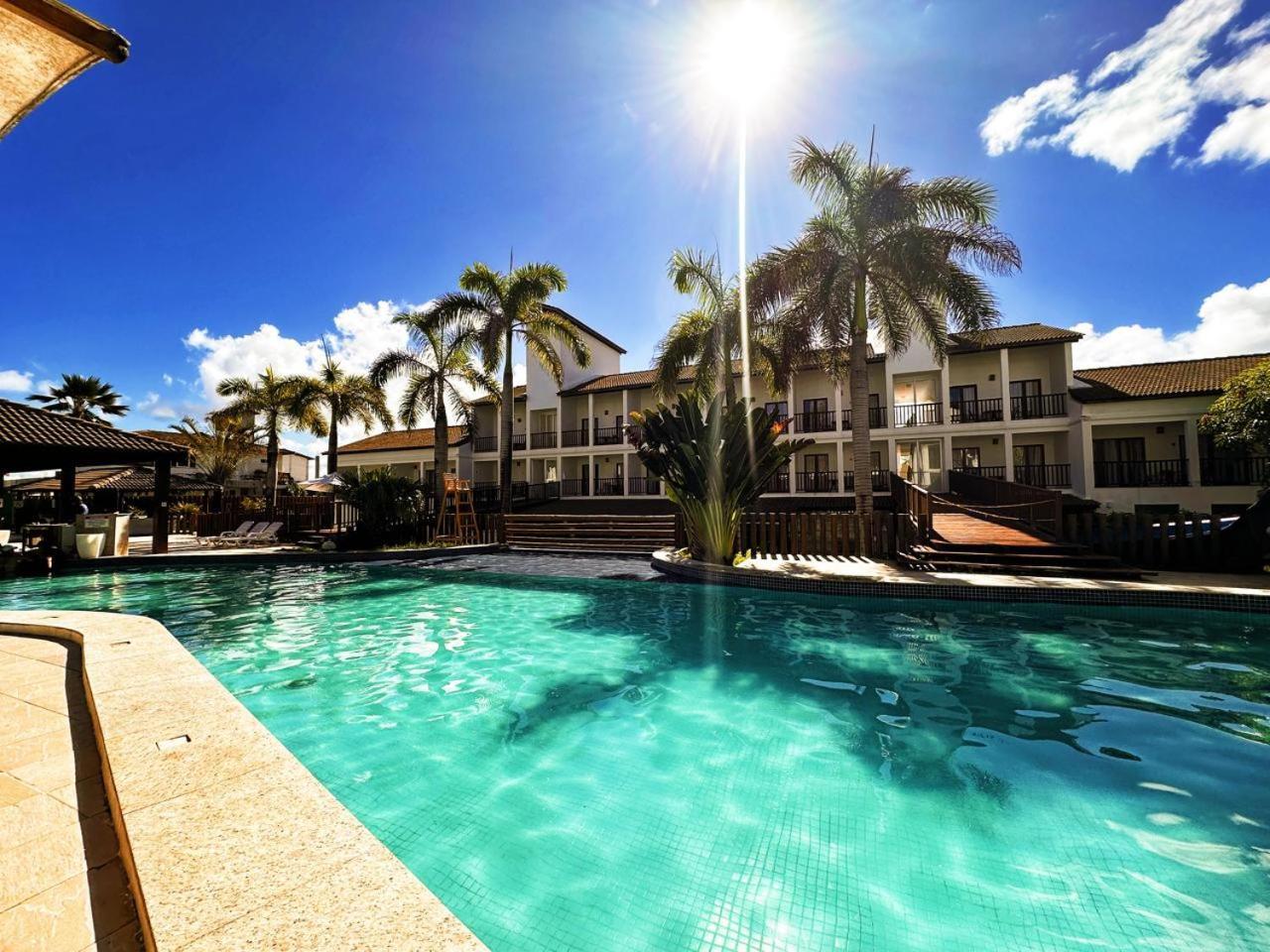 Apartamento Amplo De Frente O Mar Em
